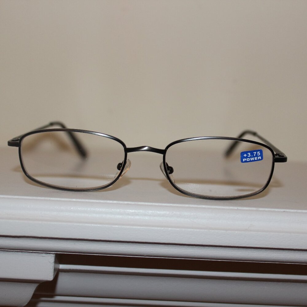 Hilco Reading Glasses +3.75 (VR105)